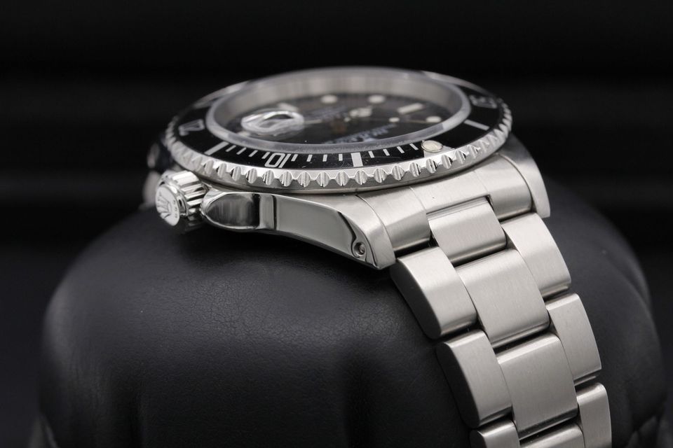 Rolex Submariner 16610 Image 4
